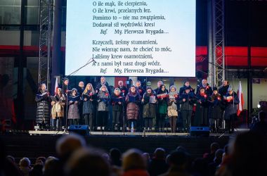 Teatr-Tarnow-Solski-Patriotycznie-listopad-2021-13-fot-Pawel-Topolski